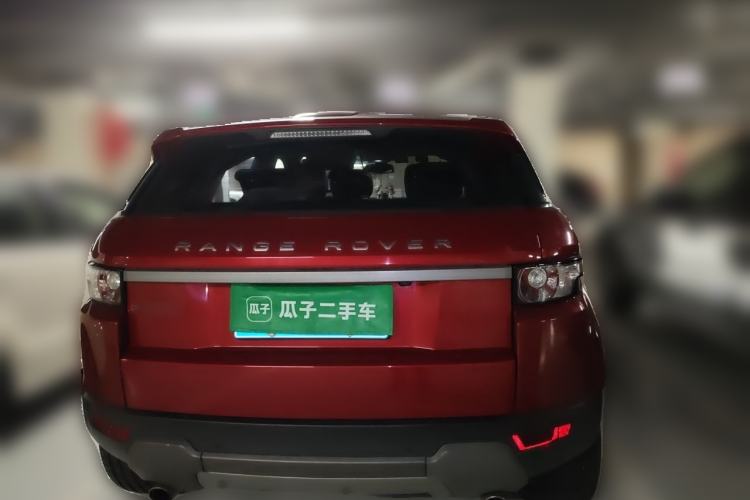 Used Land Rover Range Evoque 2015 2.0T Five-Door Zhiyao Edition Rear