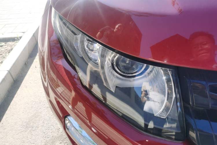 Used Land Rover Range Evoque 2015 2.0T 5-Door Ignite Edition Right Front Headlight
