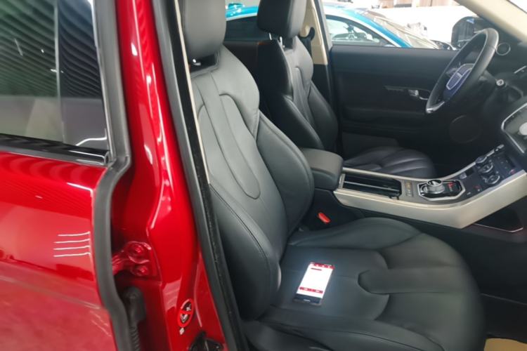 Used Land Rover Range Evoque 2015 2.0T Five-Door Zhiyao Edition Right Front Seat
