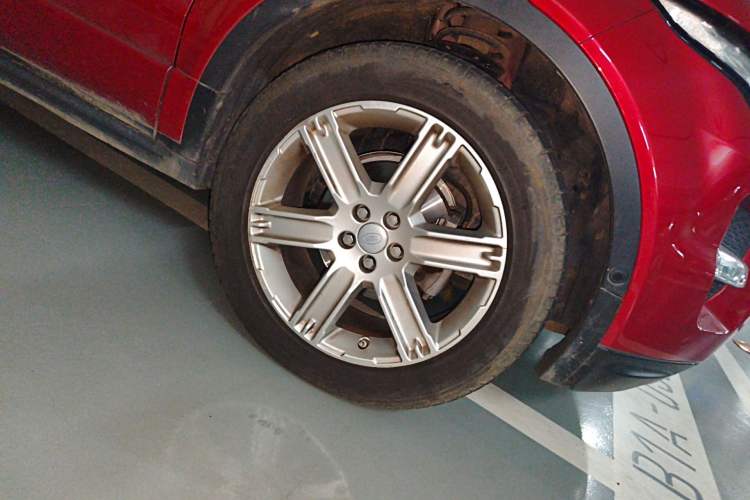 Used Land Rover Range Evoque 2015 2.0T Five-Door Sporty Edition Right Front Wheel Hub