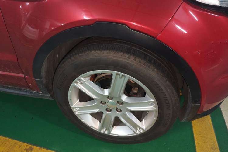 Used Land Rover Range Evoque 2015 2.0T Five-Door Sporty Edition Right Front Wheel Hub