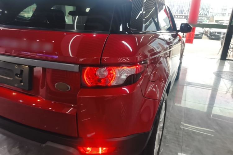 Used Land Rover Range Evoque 2015 2.0T Five-Door Zhiyao Edition Right Rear Taillight