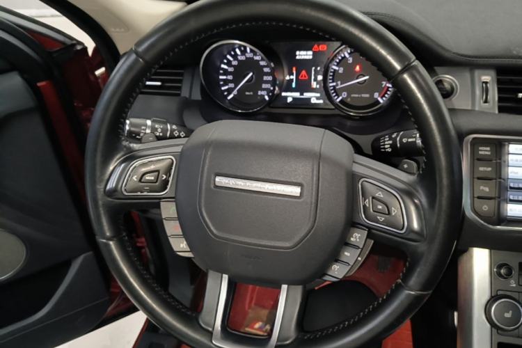 Used Land Rover Range Evoque 2015 2.0T Five-Door Fashion Edition Steering Wheel