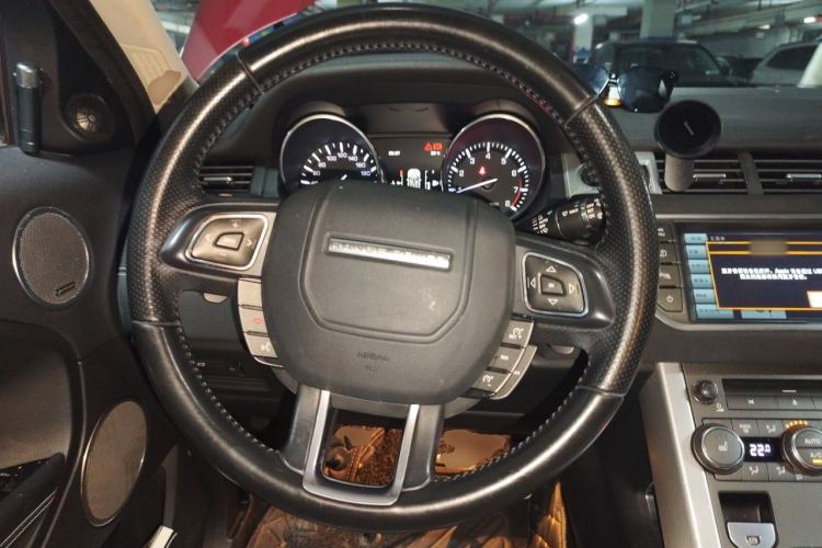 Used Land Rover Range Evoque 2015 2.0T Five-Door Sporty Edition Steering Wheel
