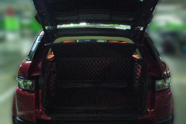 Used Land Rover Range Evoque 2015 2.0T Five-Door Zhiyao Edition Trunk