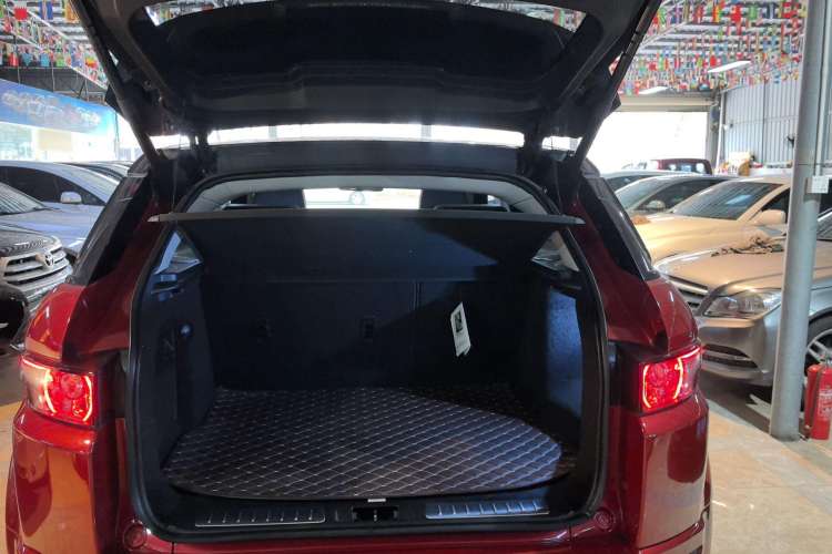 Used Land Rover Range Evoque 2015 2.0T 5-Door Ignite Edition Trunk