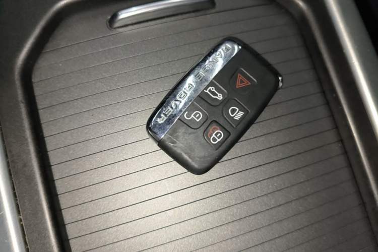 Used Land Rover Range Evoque 2015 2.0T Five-Door Fashion Edition Vehicle Key