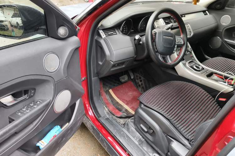 Used Land Rover Range Evoque 2015 2.0T Five-Door Zhiyao Edition Driver Seat