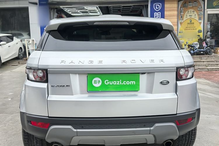 Used Land Rover Range Evoque 2015 2.0T 5-Door Luxury Edition Exterior 3