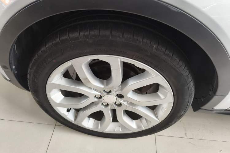 Used Land Rover Range Evoque 2015 2.0T 5-Door Ignite Edition Exterior 7
