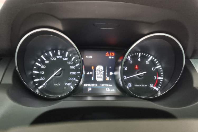 Used Land Rover Range Evoque 2015 2.0T 5-Door Ignite Edition Instrument Cluster