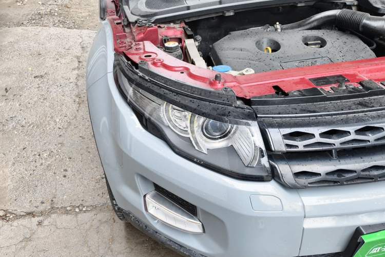 Used Land Rover Range Evoque 2015 2.0T Five-Door Zhiyao Edition Right Front Headlight