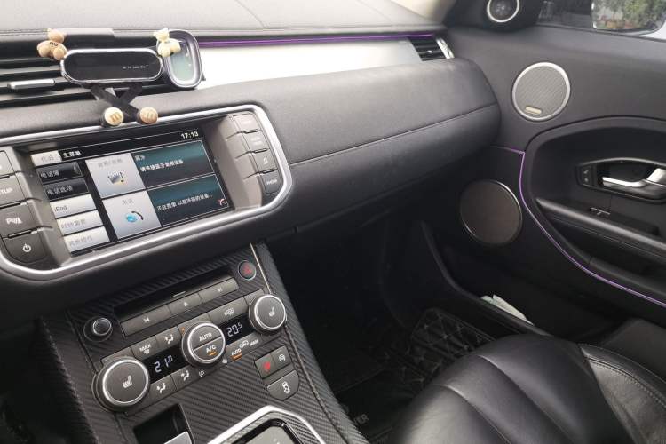 Used Land Rover Range Evoque 2015 2.0T Five-Door Fashion Edition Audio And AC Panel