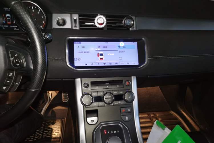Used Land Rover Range Evoque 2015 2.0T 5-Door Ignite Edition Audio And AC Panel