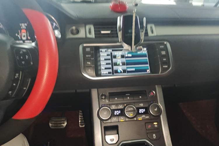 Used Land Rover Range Evoque 2015 2.0T Five-Door Zhiyao Edition Audio And AC Panel