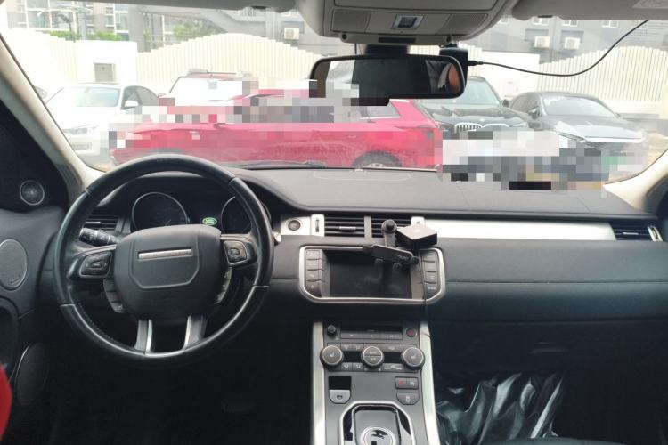 Used Land Rover Range Evoque 2015 2.0T Five-Door Fashion Edition Center Console