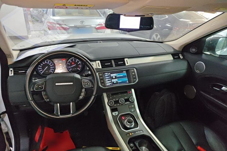 Used Land Rover Range Evoque 2015 2.0T Five-Door Fashion Edition Center Console