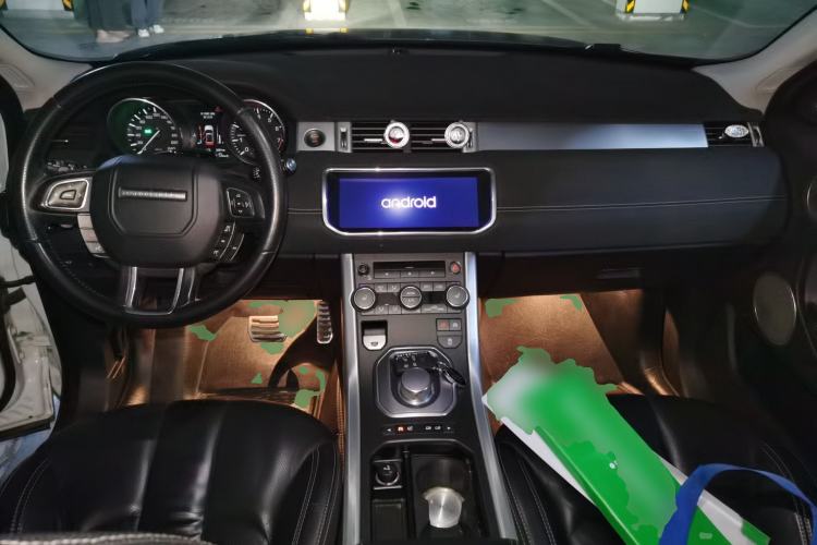 Used Land Rover Range Evoque 2015 2.0T 5-Door Ignite Edition Center Console