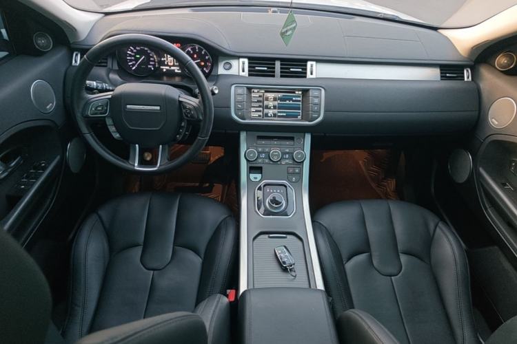 Used Land Rover Range Evoque 2015 2.0T Five-Door Fashion Edition Center Console
