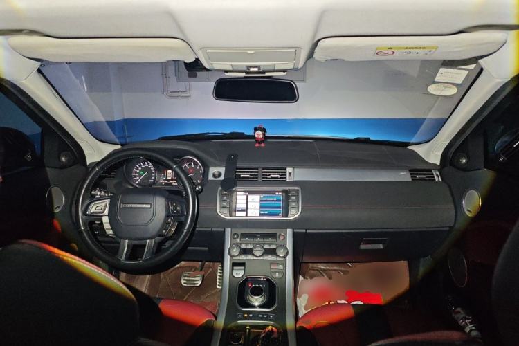 Used Land Rover Range Evoque 2015 2.0T 5-Door Ignite Edition Center Console