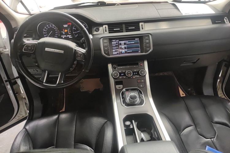 Used Land Rover Range Evoque 2015 2.0T Five-Door Zhiyao Edition Center Console