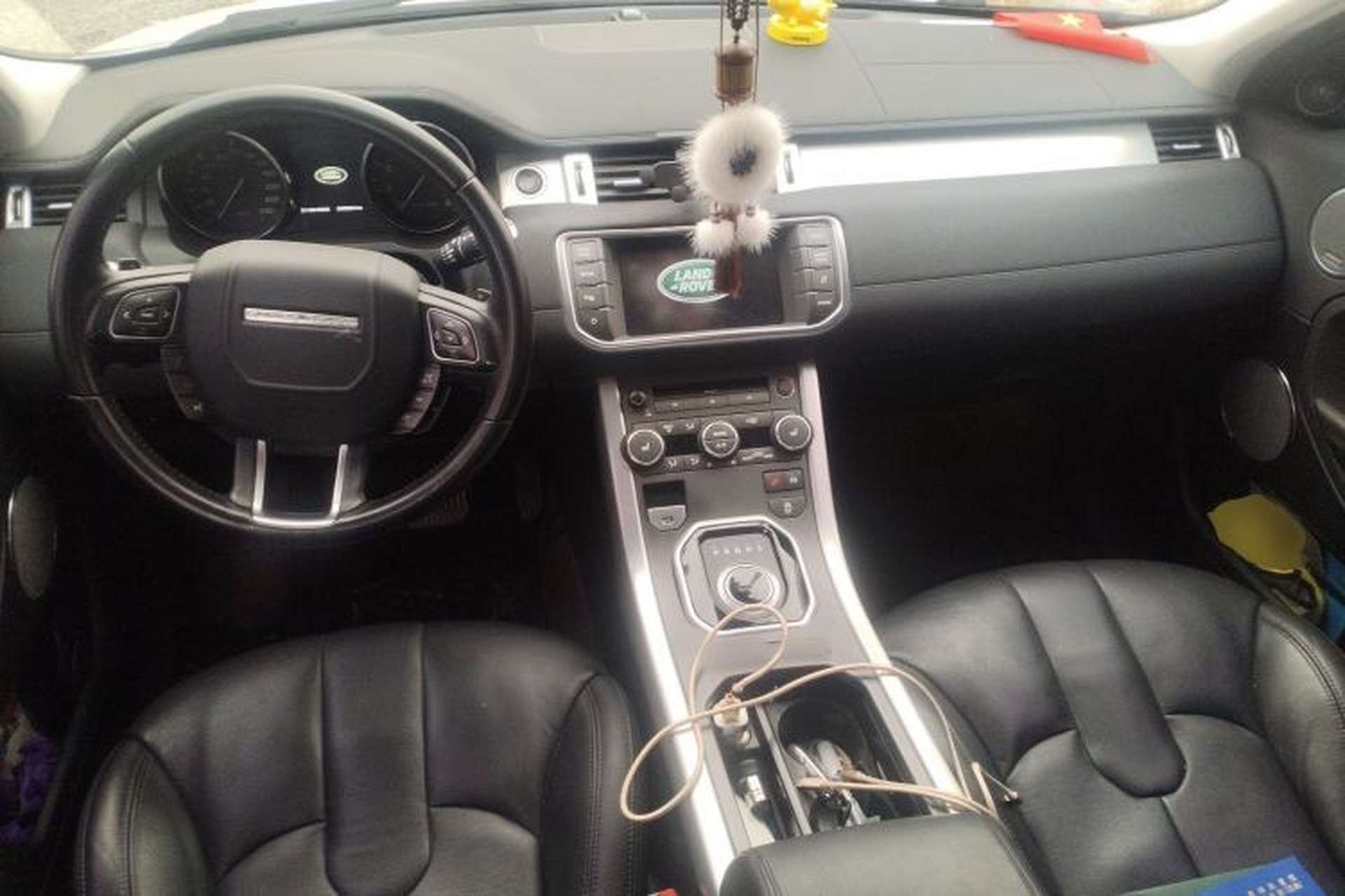 Used Land Rover Range Evoque 2015 2.0T Five-Door Fashion Edition Center Console
