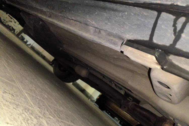 Used Land Rover Range Evoque 2015 2.0T Five-Door Zhiyao Edition Chassis Front Right
