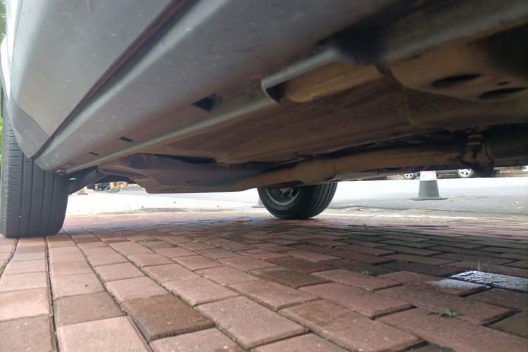 Used Land Rover Range Evoque 2015 2.0T Five-Door Zhiyao Edition Chassis Front Right