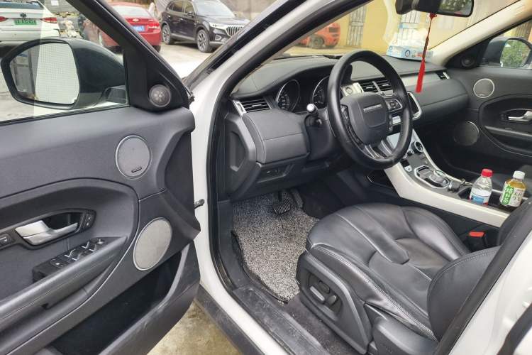 Used Land Rover Range Evoque 2015 2.0T Five-Door Fashion Edition Driver Seat