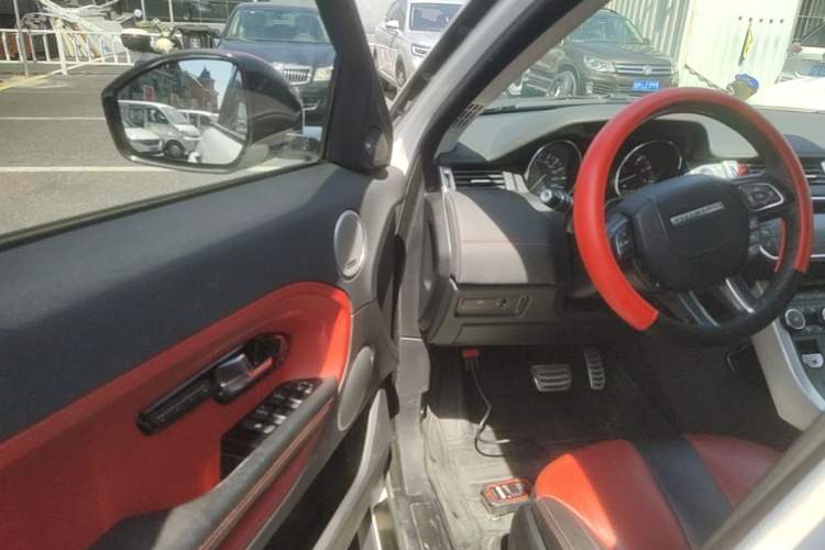 Used Land Rover Range Evoque 2015 2.0T NW8 Brit Limited Edition Driver Seat