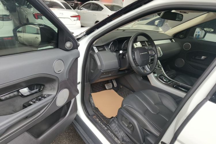 Used Land Rover Range Evoque 2015 2.0T Five-Door Sporty Edition Driver Seat