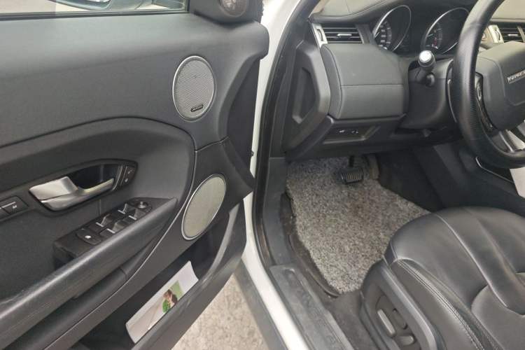 Used Land Rover Range Evoque 2015 2.0T Five-Door Fashion Edition Driver Seat