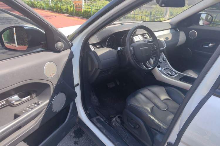 Used Land Rover Range Evoque 2015 2.0T Five-Door Fashion Edition Driver Seat