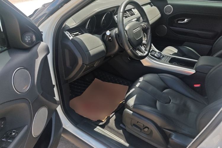 Used Land Rover Range Evoque 2015 2.0T Five-Door Zhiyao Edition Driver Seat
