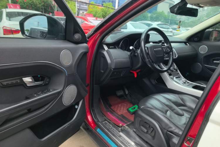 Used Land Rover Range Evoque 2015 2.0T Five-Door Zhiyao Edition Driver Seat