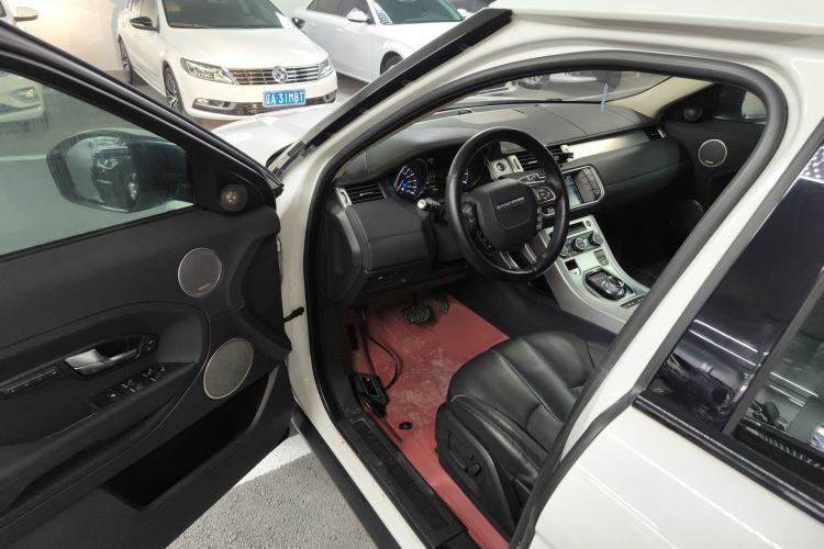 Used Land Rover Range Evoque 2015 2.0T Five-Door Zhiyao Edition Driver Seat