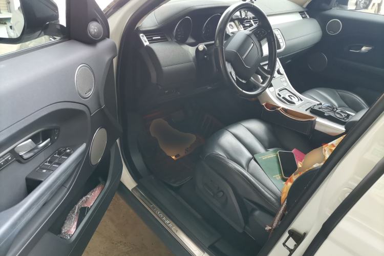 Used Land Rover Range Evoque 2015 2.0T Five-Door Zhiyao Edition Driver Seat