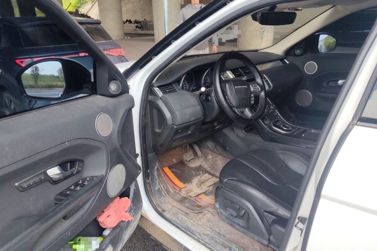Used Land Rover Range Evoque 2015 2.0T Five-Door Zhiyao Edition Driver Seat