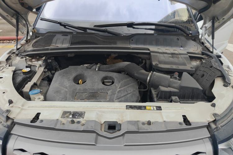 Used Land Rover Range Evoque 2015 2.0T Five-Door Fashion Edition Engine Bay