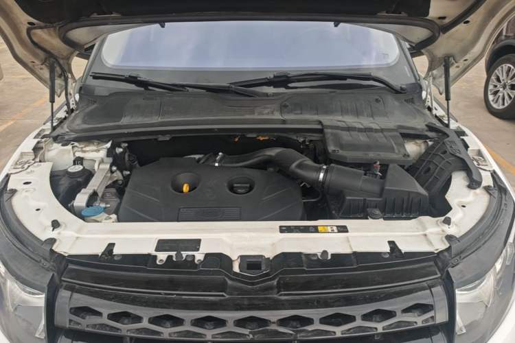 Used Land Rover Range Evoque 2015 2.0T Five-Door Enjoyment Edition Engine Bay