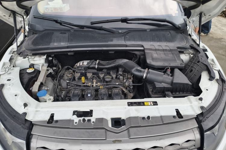 Used Land Rover Range Evoque 2015 2.0T Five-Door Fashion Edition Engine Bay