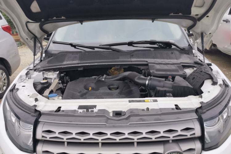 Used Land Rover Range Evoque 2015 2.0T Five-Door Fashion Edition Engine Bay