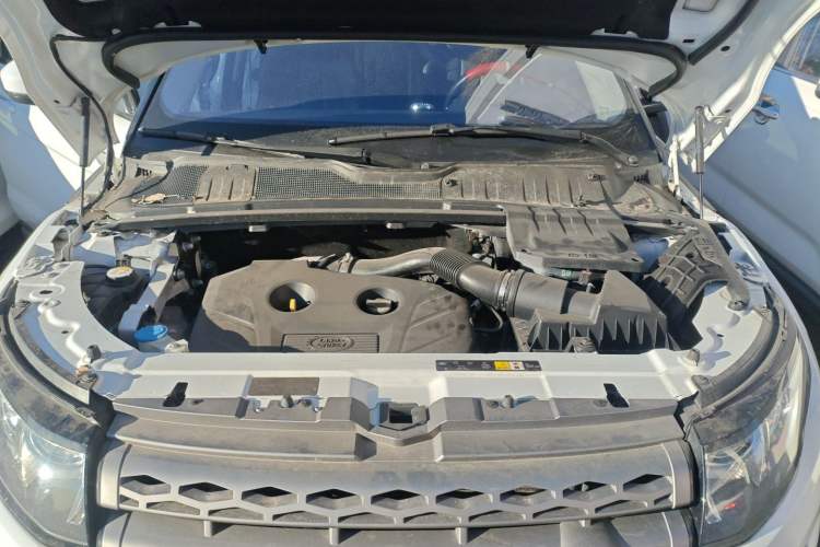 Used Land Rover Range Evoque 2015 2.0T Five-Door Fashion Edition Engine Bay