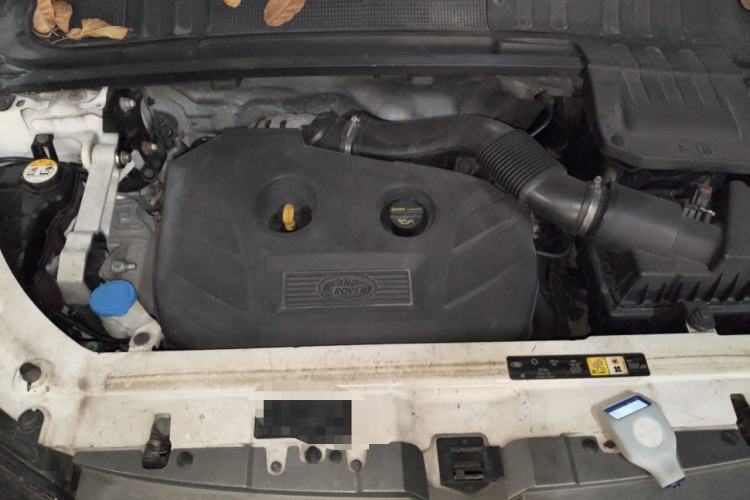 Used Land Rover Range Evoque 2015 2.0T Five-Door Zhiyao Edition Engine Bay