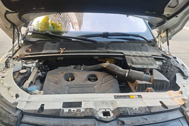 Used Land Rover Range Evoque 2015 2.0T Five-Door Sporty Edition Engine Bay