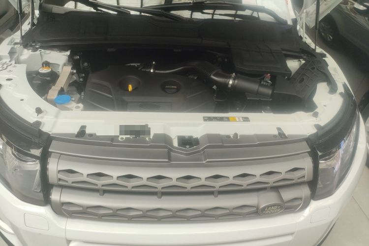 Used Land Rover Range Evoque 2015 2.0T Five-Door Fashion Edition Engine Bay