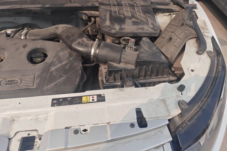 Used Land Rover Range Evoque 2015 2.0T 5-Door Ignite Edition Engine Bay Left