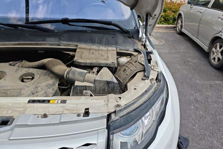 Used Land Rover Range Evoque 2015 2.0T Five-Door Fashion Edition Engine Bay Left