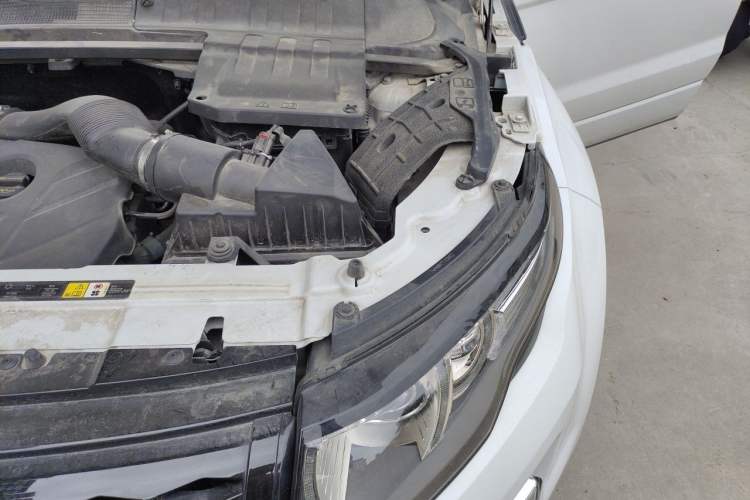 Used Land Rover Range Evoque 2015 2.0T Five-Door Sporty Edition Engine Bay Left