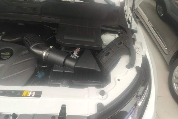 Used Land Rover Range Evoque 2015 2.0T Five-Door Fashion Edition Engine Bay Left